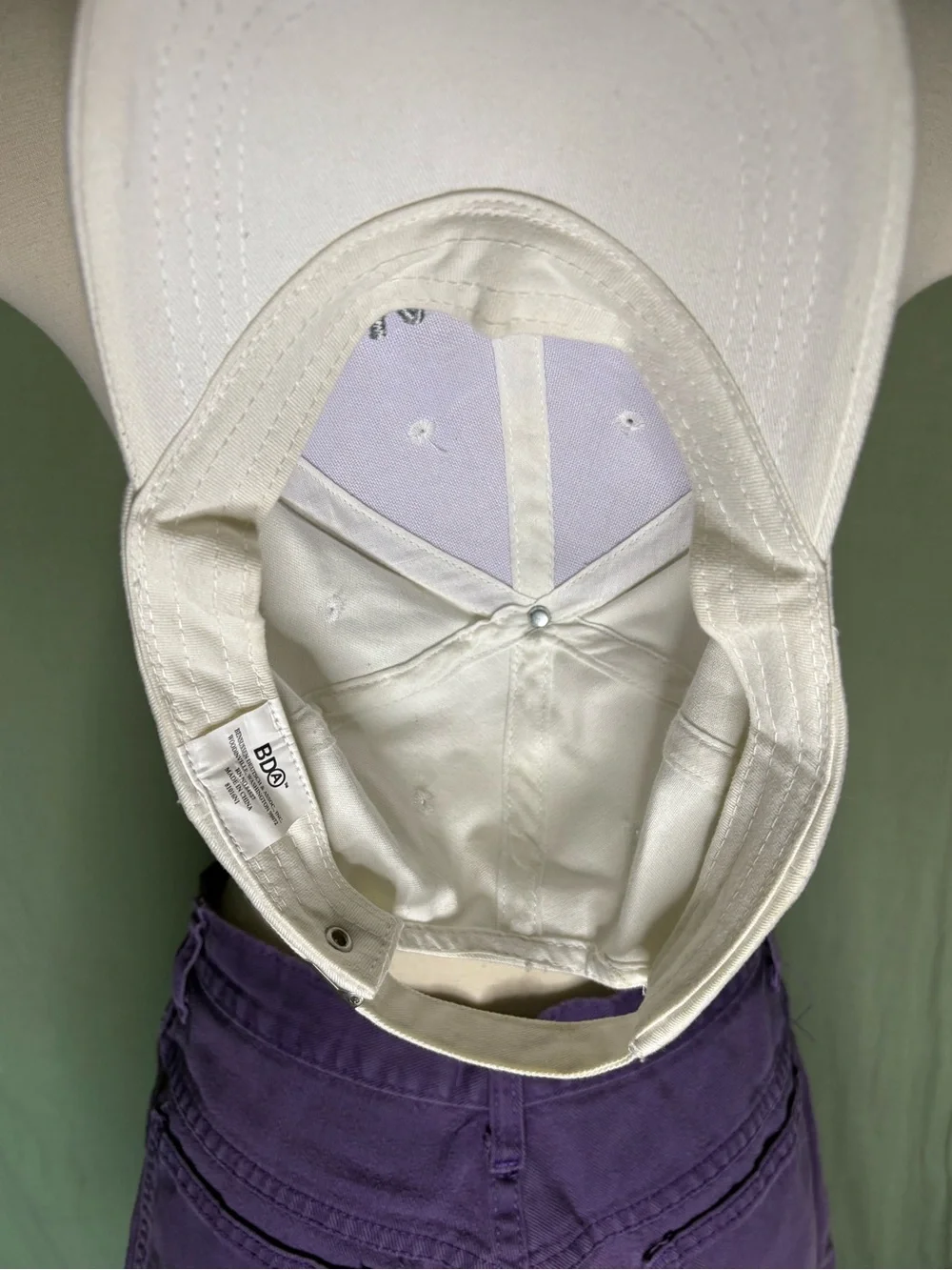 Wii Fit White Embroidered Baseball Cap (Rare)